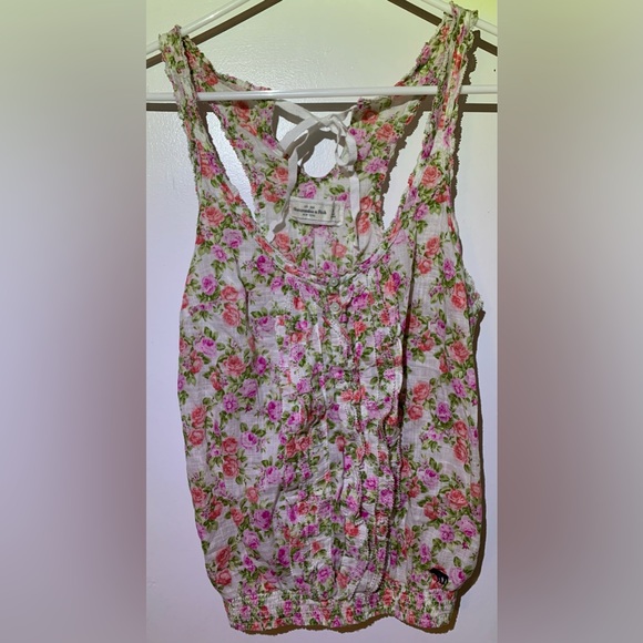 Abercrombie & Fitch Tops - ABERCROMBIE & FITCH tank with tie in back
